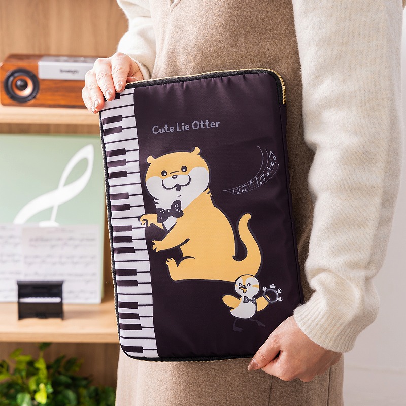 可愛い嘘のカワウソ ぬんぬんレコード タブレットケース(ピアノ弾くだ