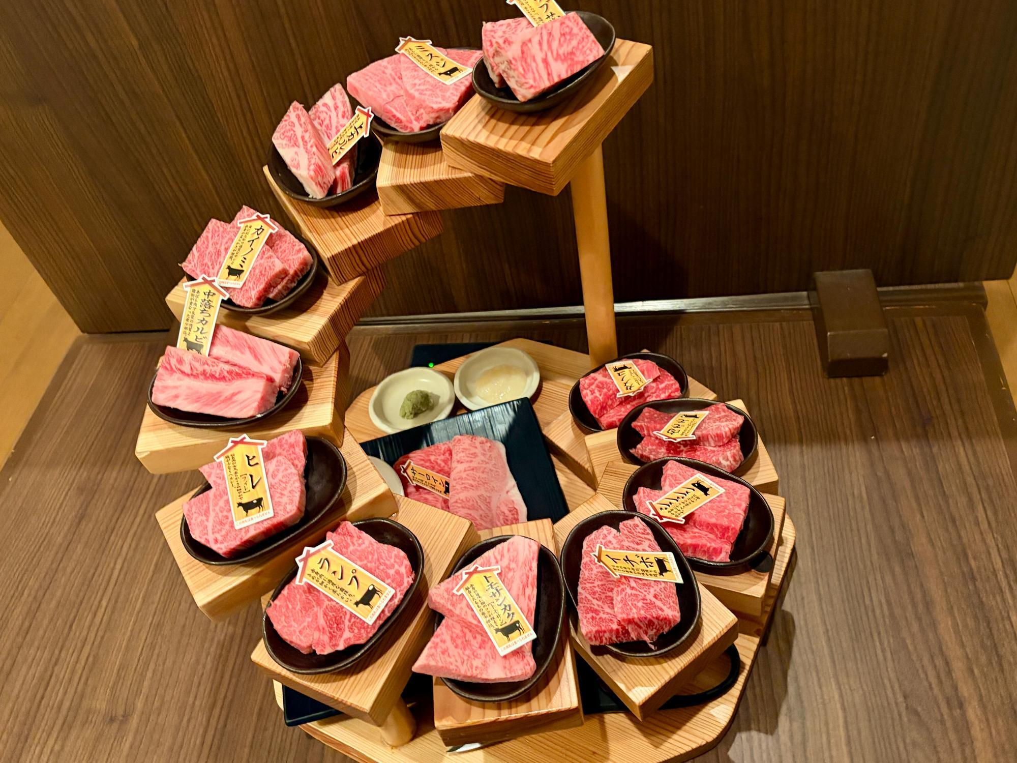 かずさ和牛一頭まるごと鹿野山極み盛