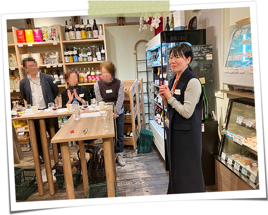 ���٥������