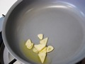 大根とモッツァレラのにんにく醤油ソースの作り方：5