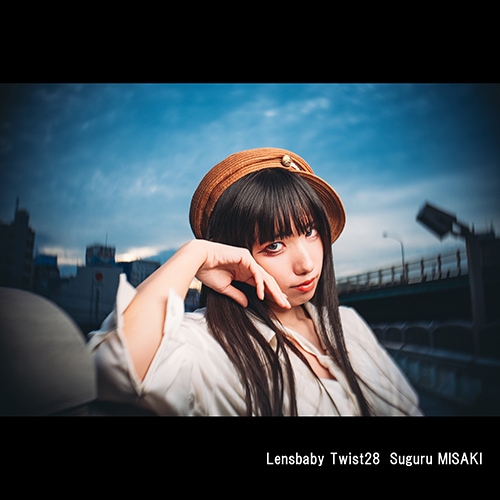 7/17発売予定】【即配】 Twist 28 ソニーEマウント LENSBABY レンズ