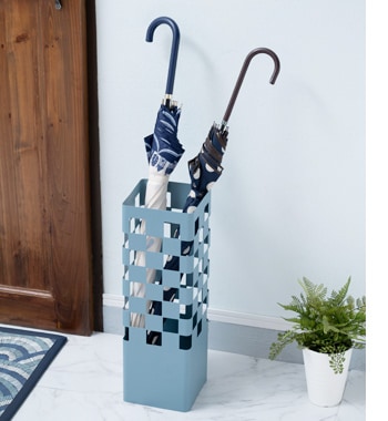 plaid umbrella stand