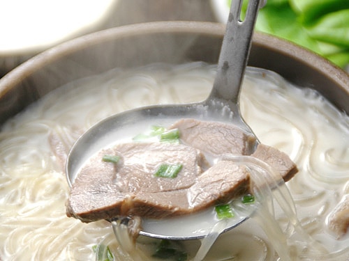 牛肉 韓国はるさめ入り本格手作りソロンタン700ｇ 約2 3人前 ソルロンタン 冷凍便 韓国スープ 韓国 世界のグルメ Kimuyase