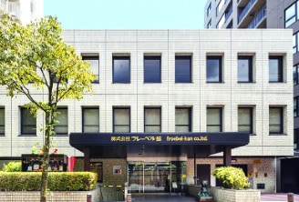 �ե졼�٥���ܼҼ̿�