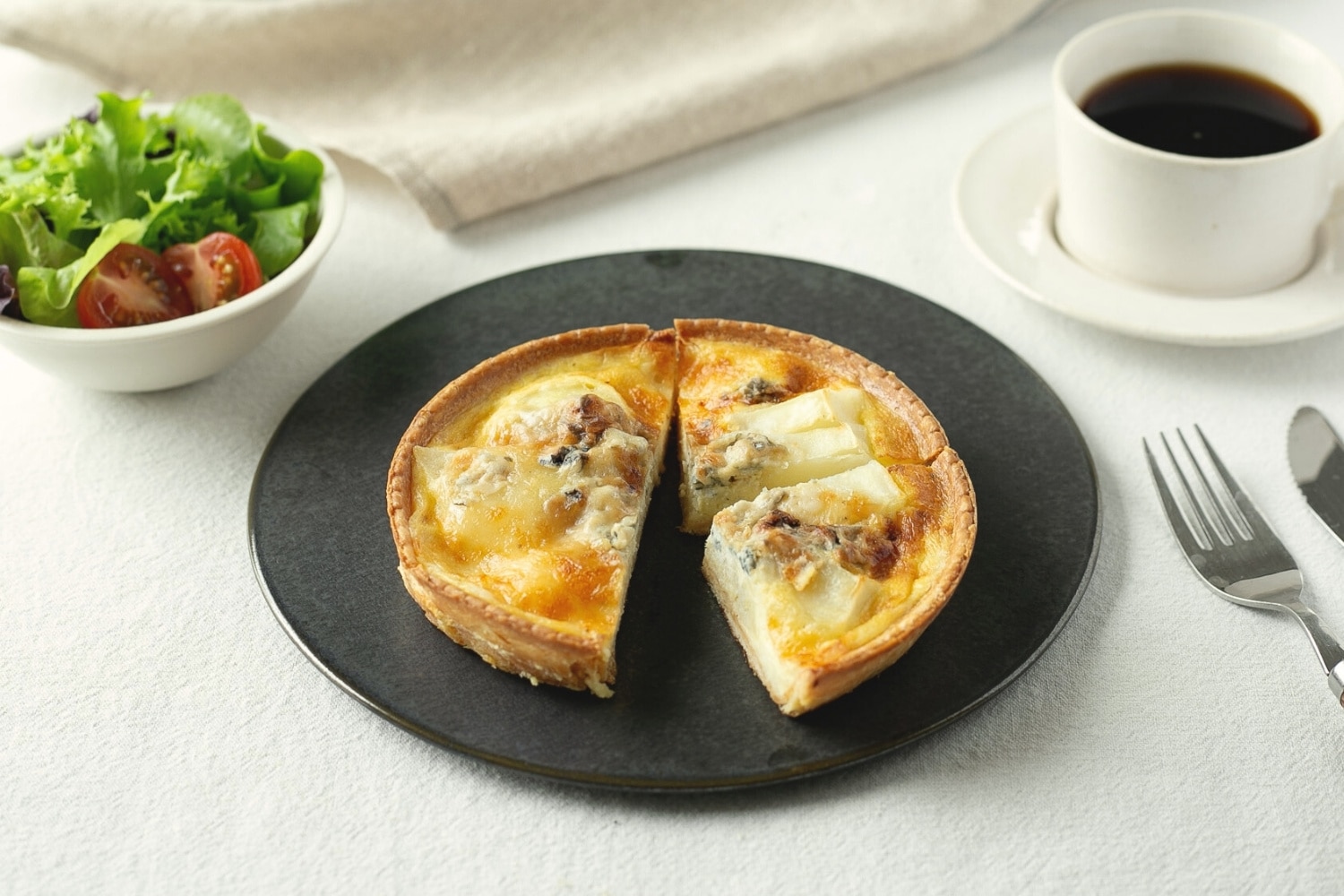 北海道 じゃがいも ポテト ブルーチーズ キッシュ