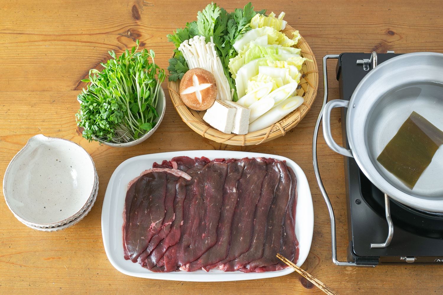 猟師のおすすめ鹿しゃぶスライス料理写真 北海道