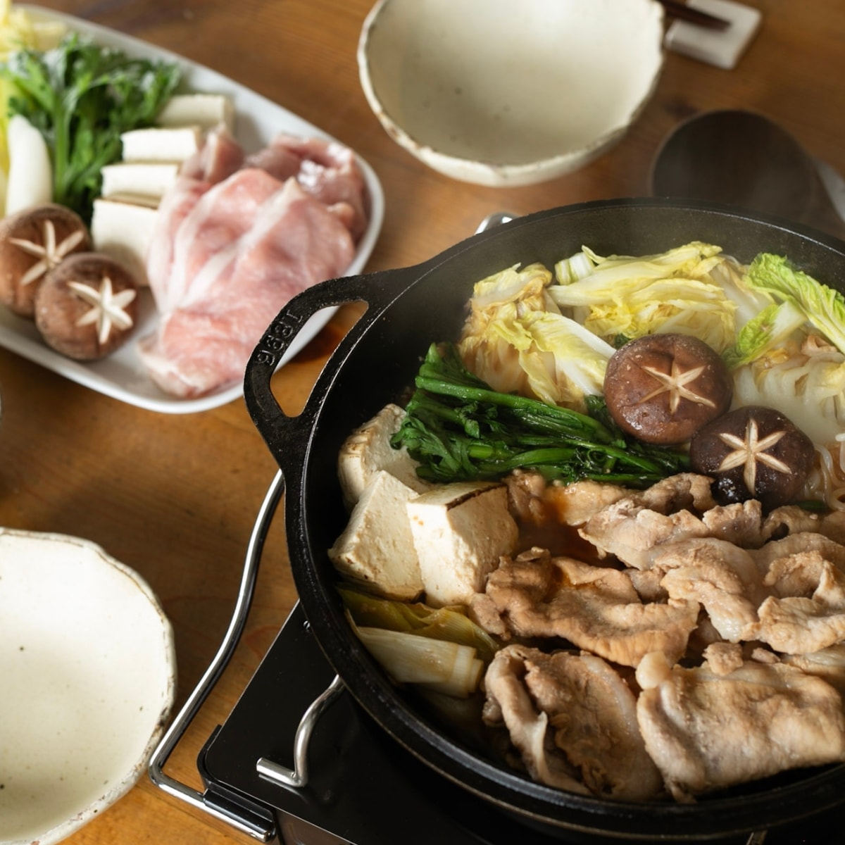 【究極の熟成豚を味わう】豚ロースのすき焼き食べ比べセット