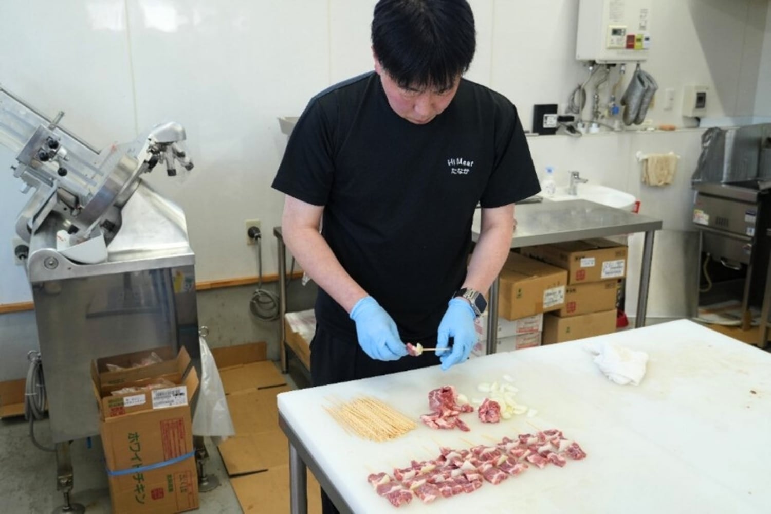 北海道 室蘭 やきとり 串に刺す