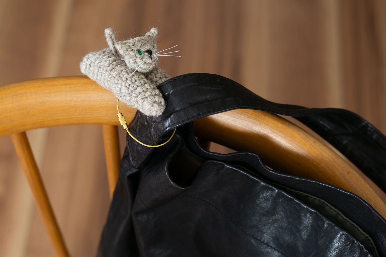 北海道 かぎ針編み作家Roniqueの「くっつきネコ」キット