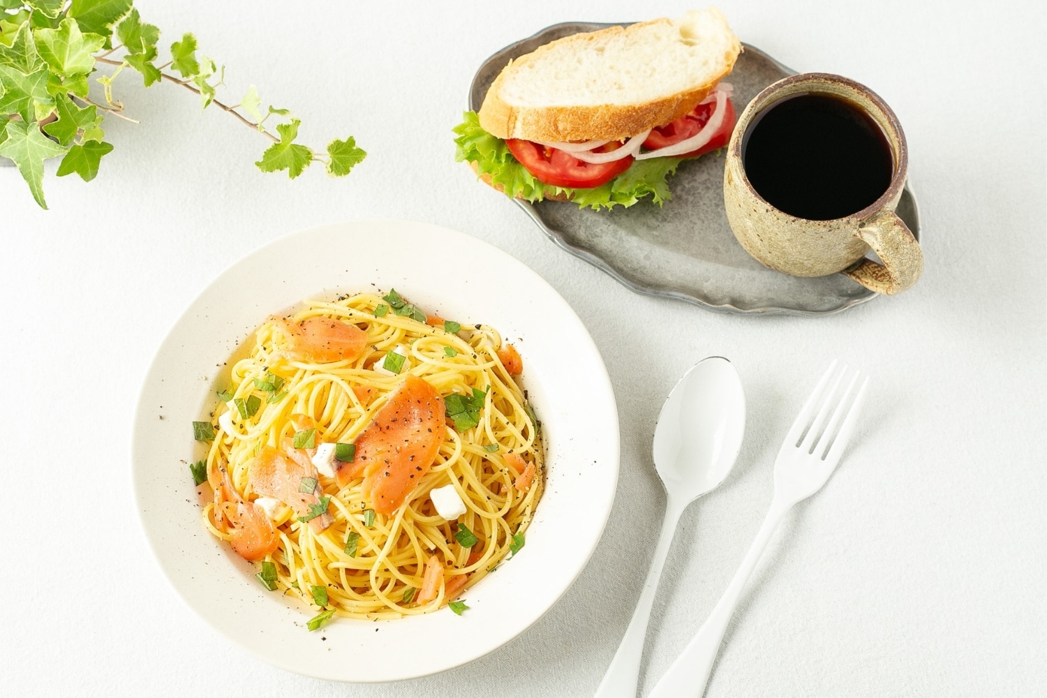 北海道 三協水産 秋鮭 シャケ スモークサーモン パスタ トッピング