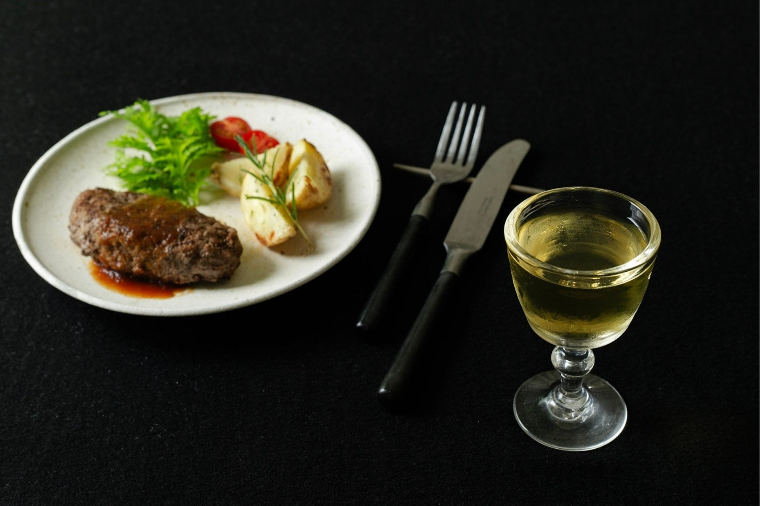 北海道 余市町 梨 リキュール 冷やしてお食事と