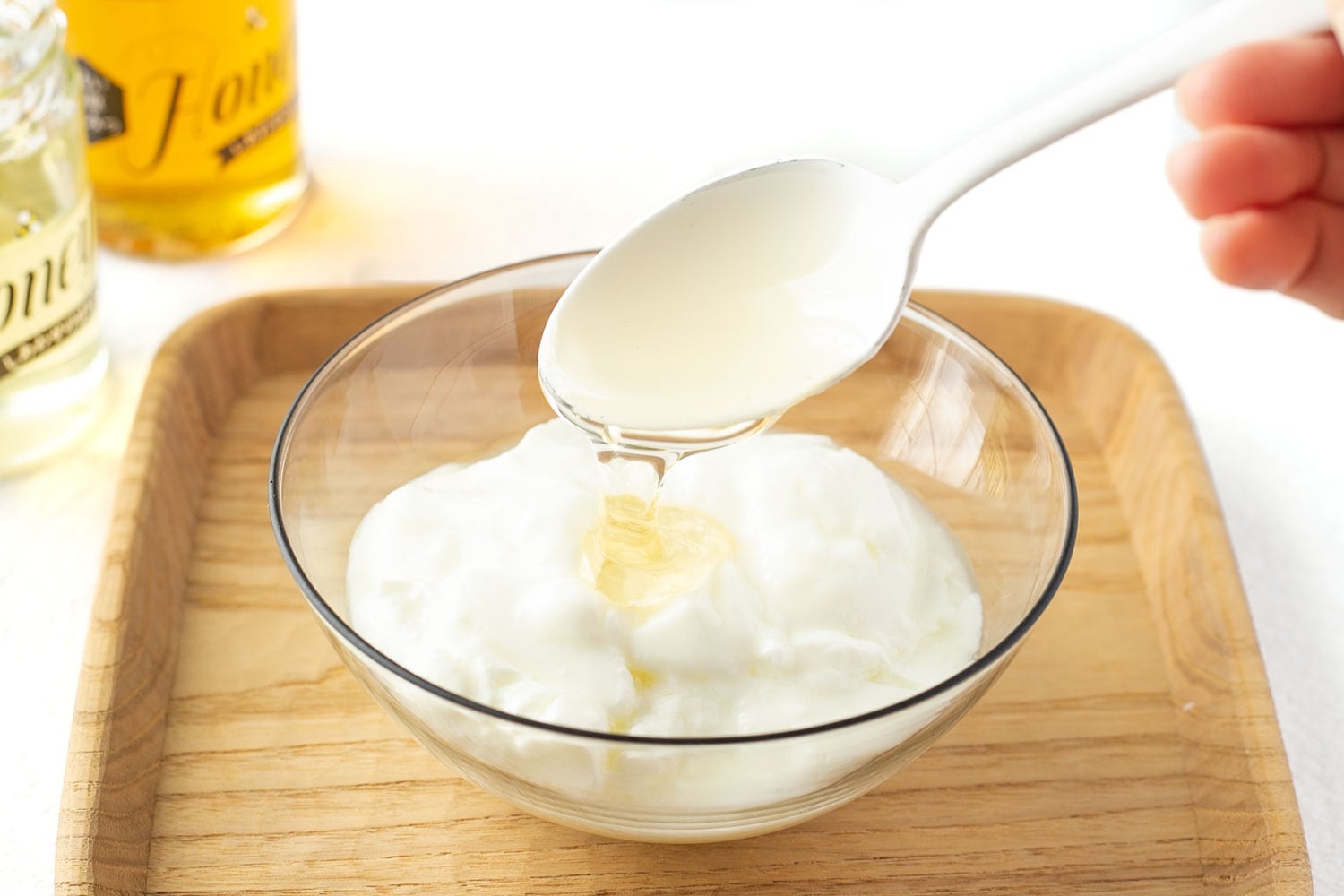 北海道歌志内市「吉田養蜂園」の、無添加・完全非加熱の国産はちみつをチーズトーストに。