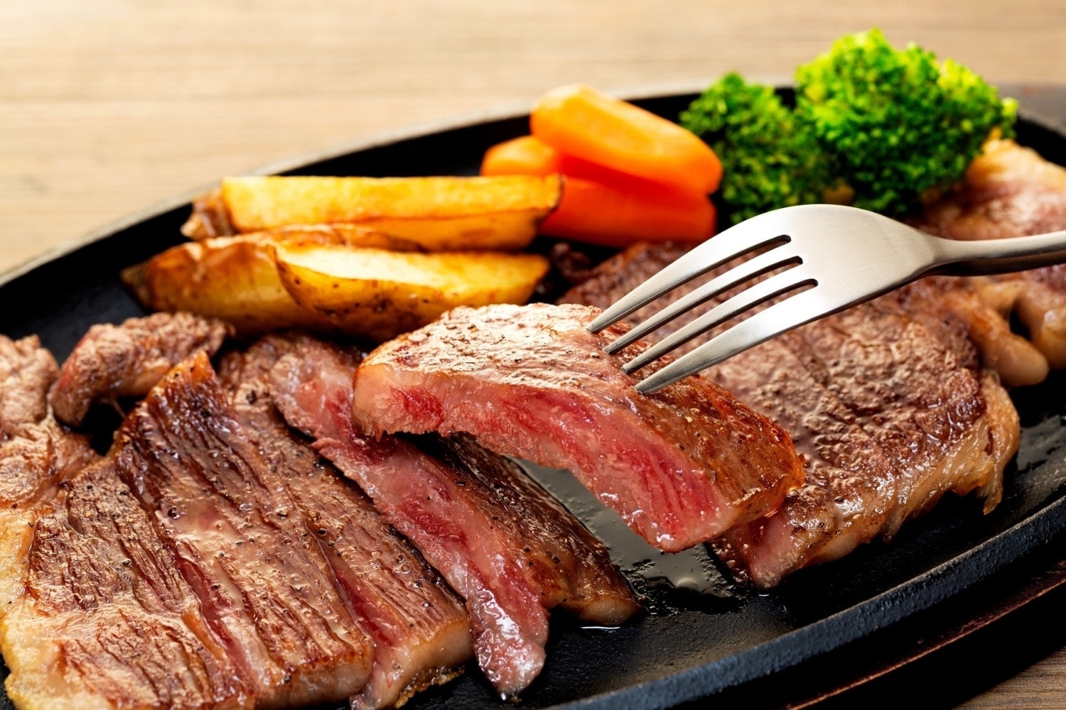 【オホーツクの希少な黒毛和牛】流氷牛のサーロインステーキ２５０ｇ×２