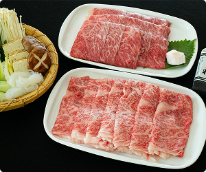 白老牛のきらめく霜降りすき焼きセット（極上ロース+上モモ・ウデ）※特製すき焼きタレ付