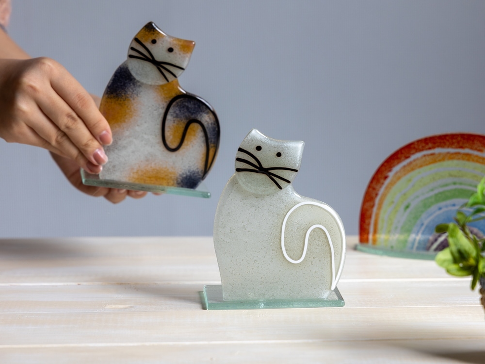 のんびり猫のキャンドルホルダー 「おすまし」 | 北一硝子 まごころお