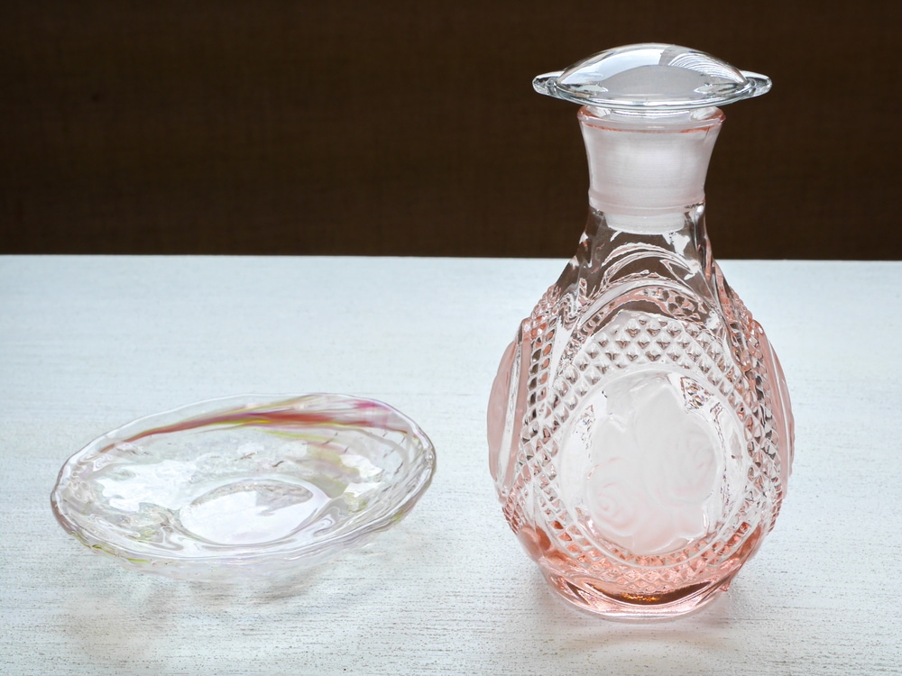 北一硝子 液ダレしない ガラス醤油差し バラ柄 ピンク色 バラ柄醤油差し大 | 北一硝子 まごころお届け便