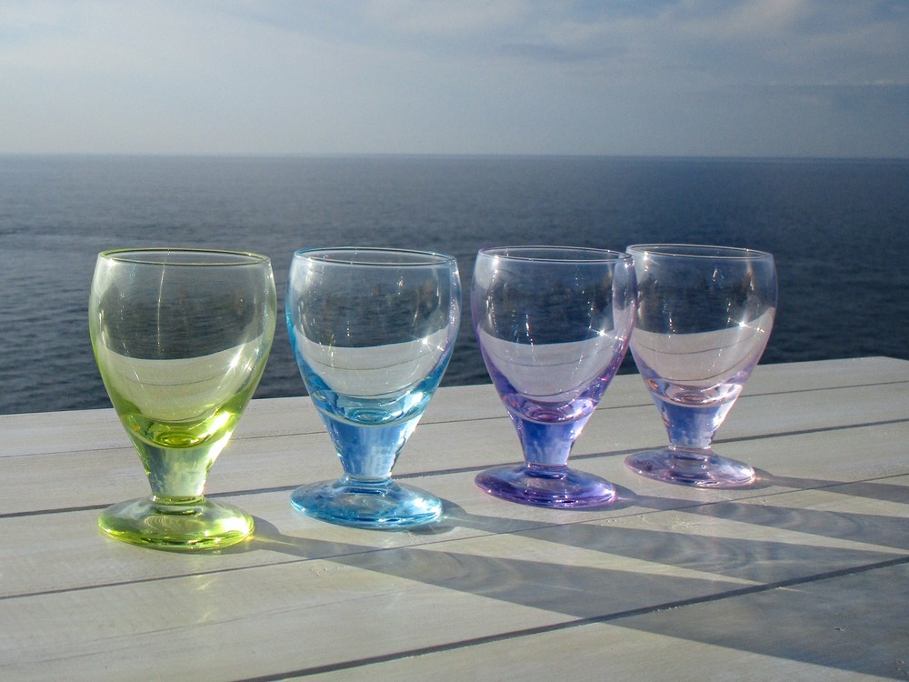 アウトレット パステルカラー ワイングラス小 アウトレット 特集 さわやかなひとときを青のグラスで 北一硝子 まごころお届け便