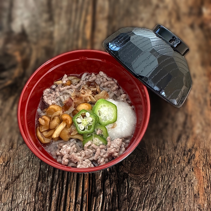 年越しわんこの蕎麦 “なめこ豚汁”