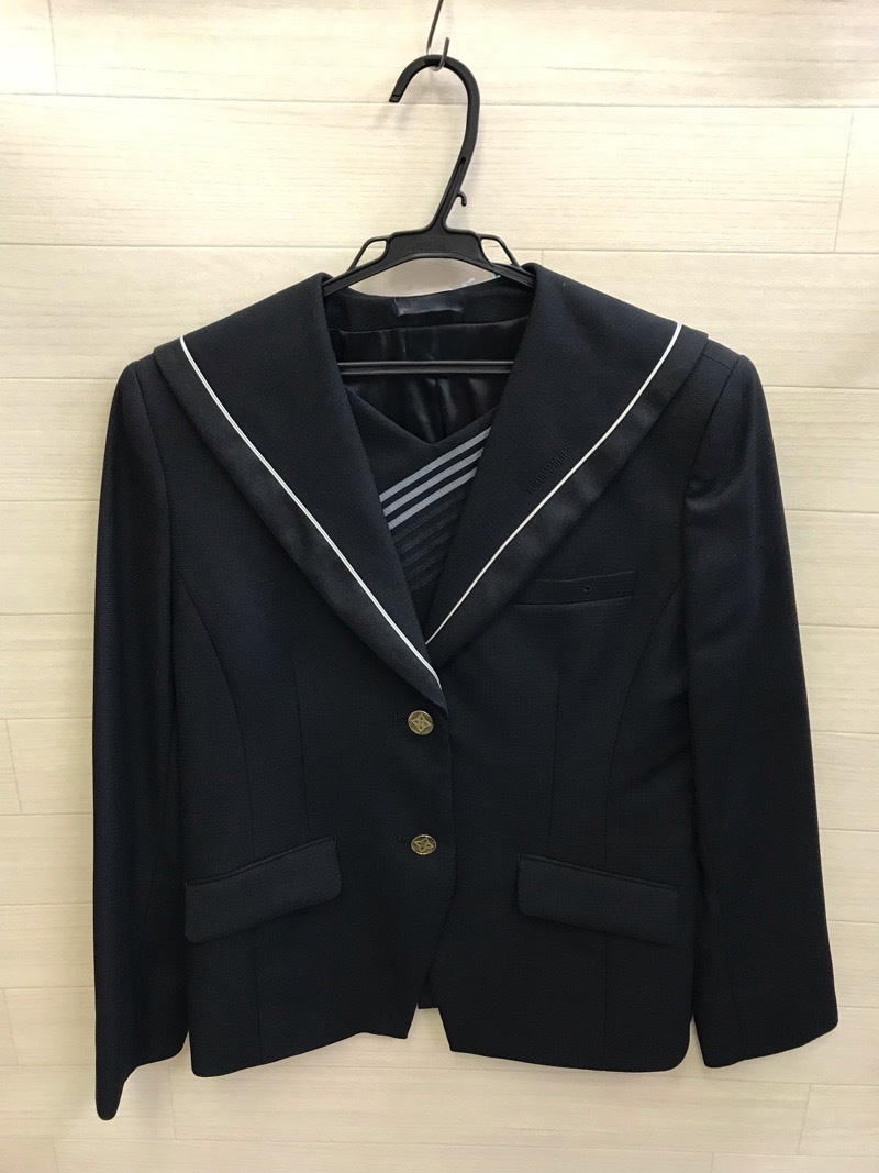 横浜高校　女子ブレザー