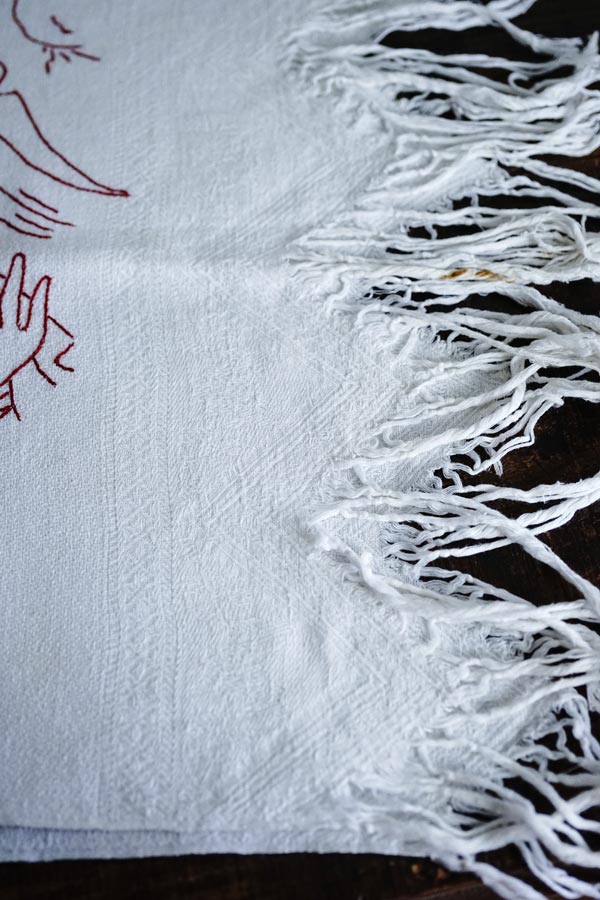 チェコダマスク織りリネンに刺繍のクロス46×108cm　ge-871