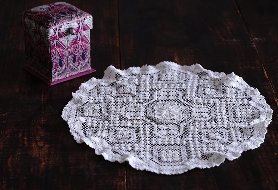アンティークフィレレースのテーブルマットw37cm Gla 12の通販 こよなくアンティーク