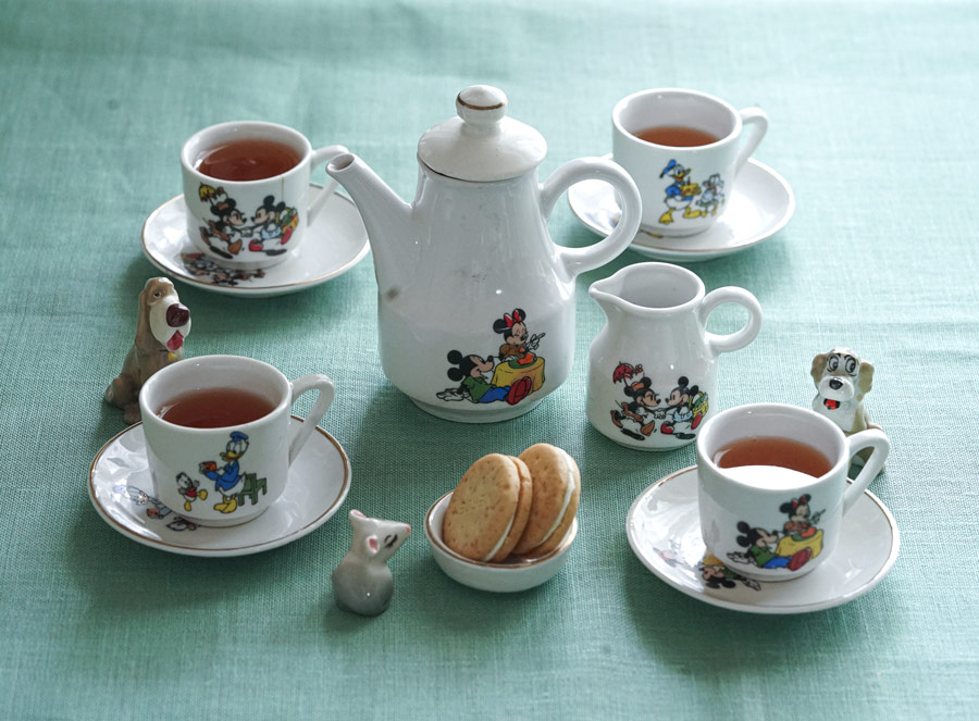 夢の遭遇ディズニーのおままごとティーセット箱付き1940年代頃 Gc 6の通販 こよなくアンティーク