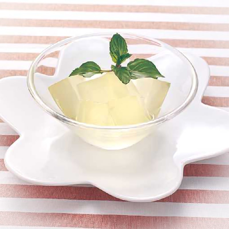 リニューアル後カットゼリー山形県産ふじりんご