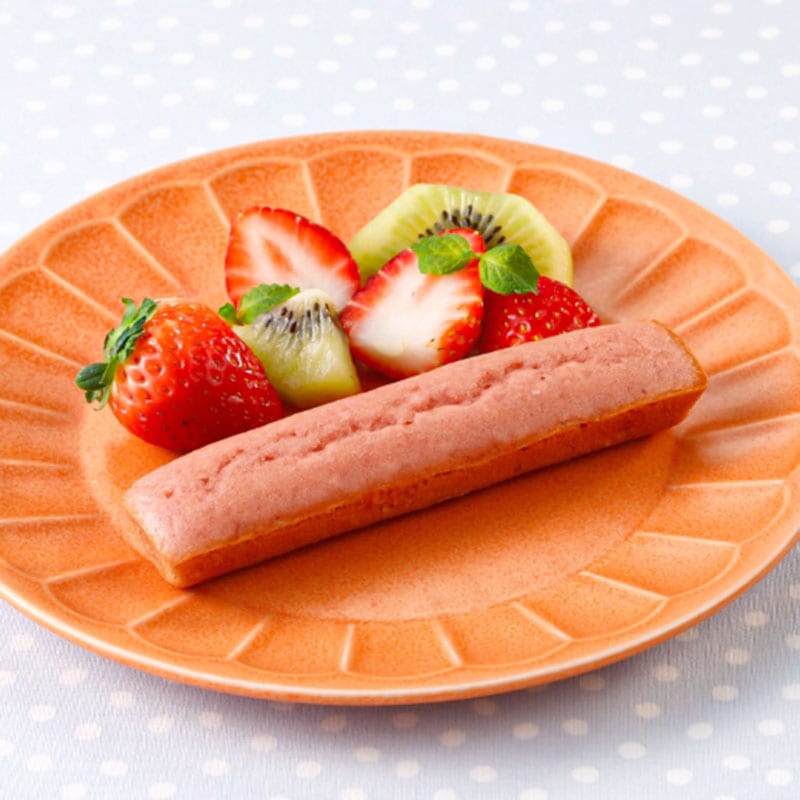 RN後お米de国産いちごのスティックケーキ