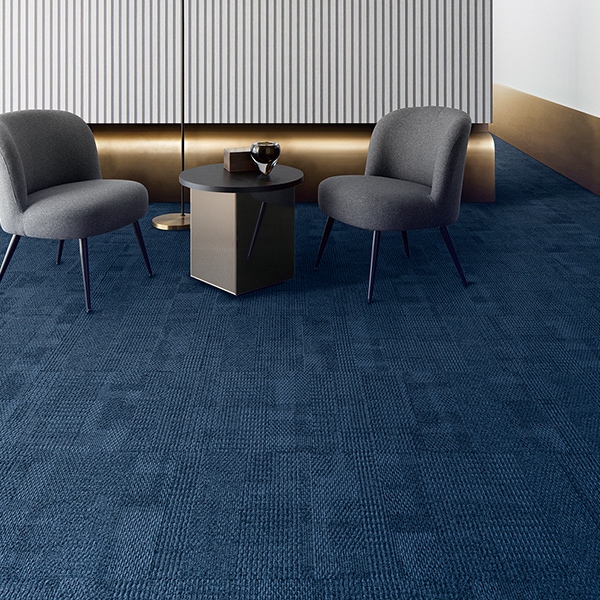 GA1960W�λܹ����᡼��