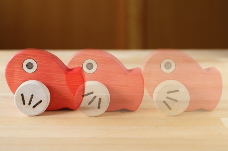 “くるまが動く様子の画像