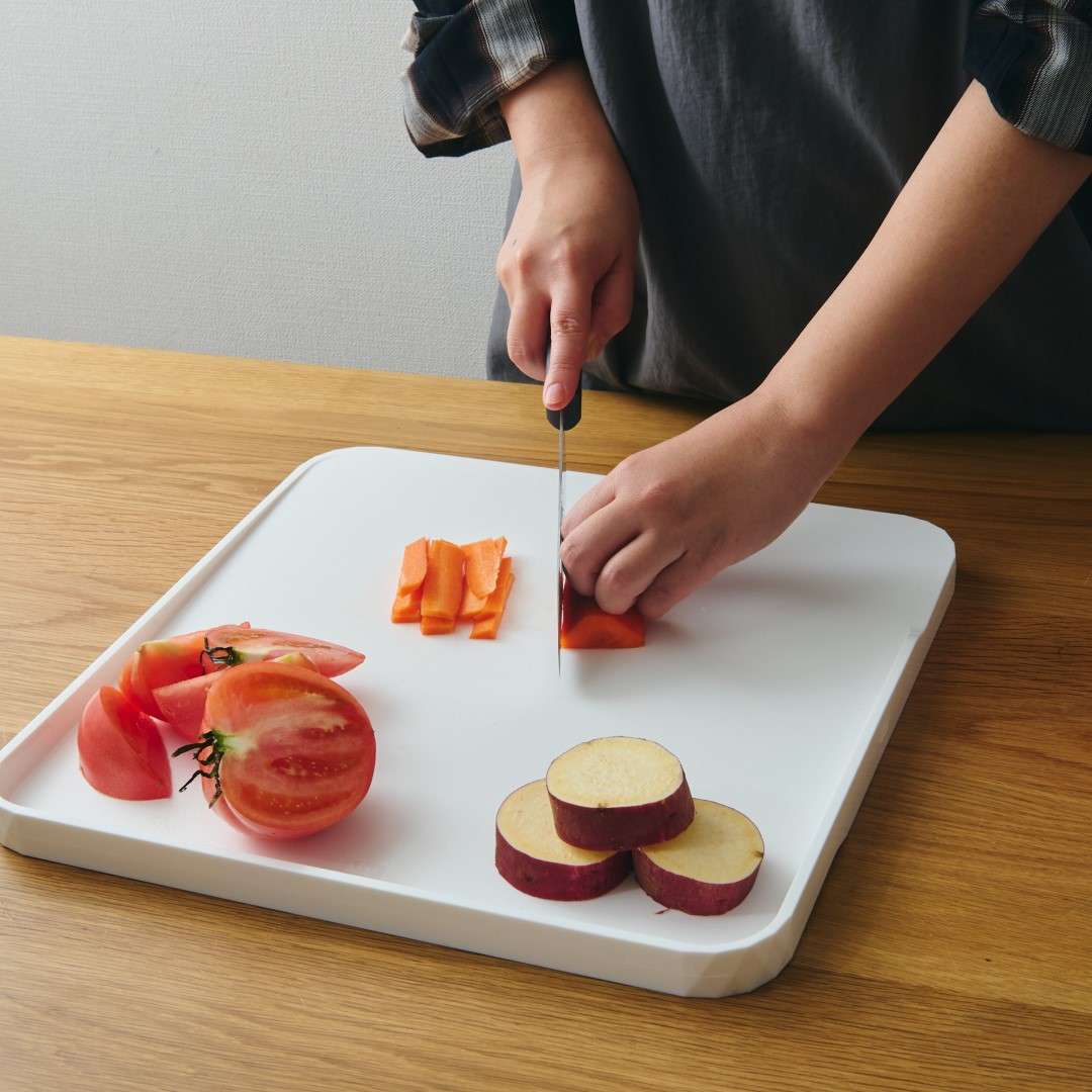 【AUX】 フチ付きまな板|キッチン用品,まな板・カッティングボード|kurasso(クラッソ)