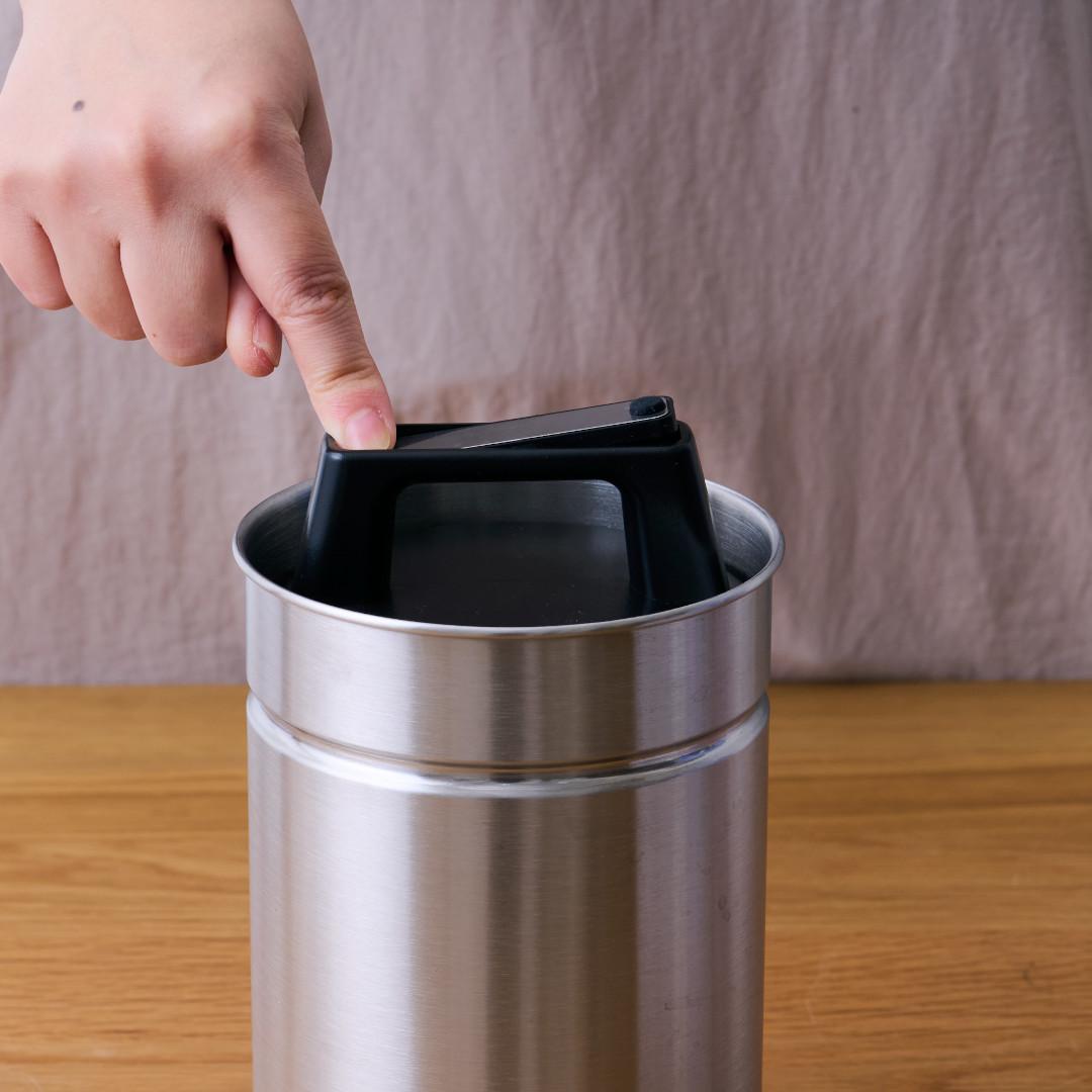 coco_cherry 断捨離中ページ ゴミ箱 atomico 密閉できる 生ごみキャニスター Sサイズ – ハウジー