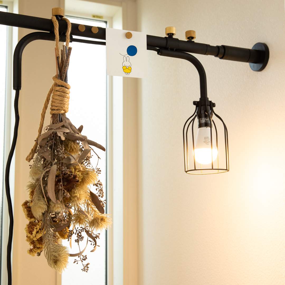 DRAW A LINE �ɥ������饤�� 007 Lamp A �֥�å�