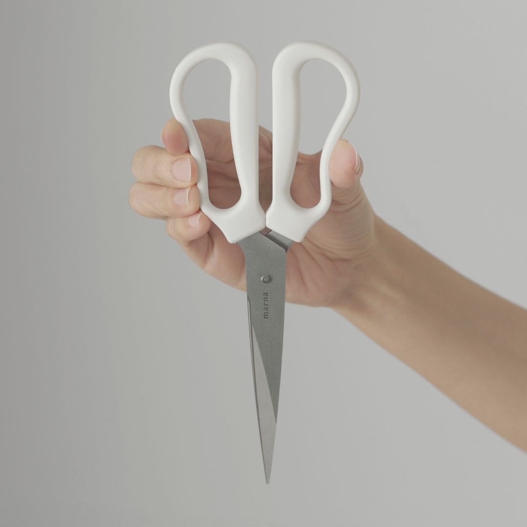 料理のハサミ ホワイト マーナ marna