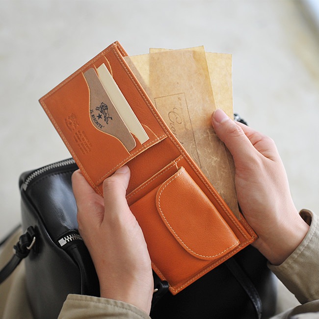 Il Bisonte イルビゾンテ 二つ折りコンパクトウォレット Clachic くらしっく