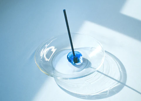 吹きガラス香皿とハンドメイドビーズ香立てのセット