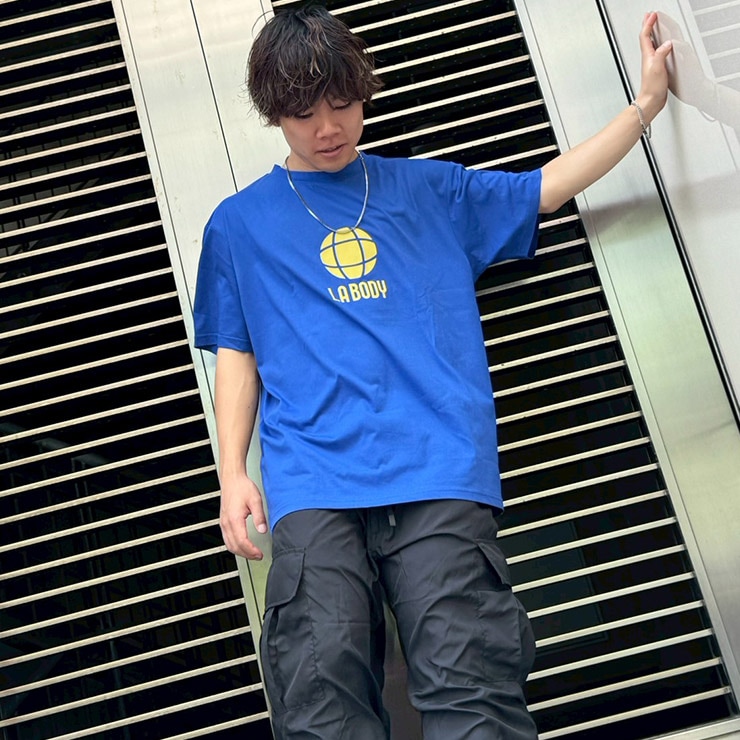 LABODY ICONIC ゴールドロゴTシャツ ドライ 吸水速乾 ユニ