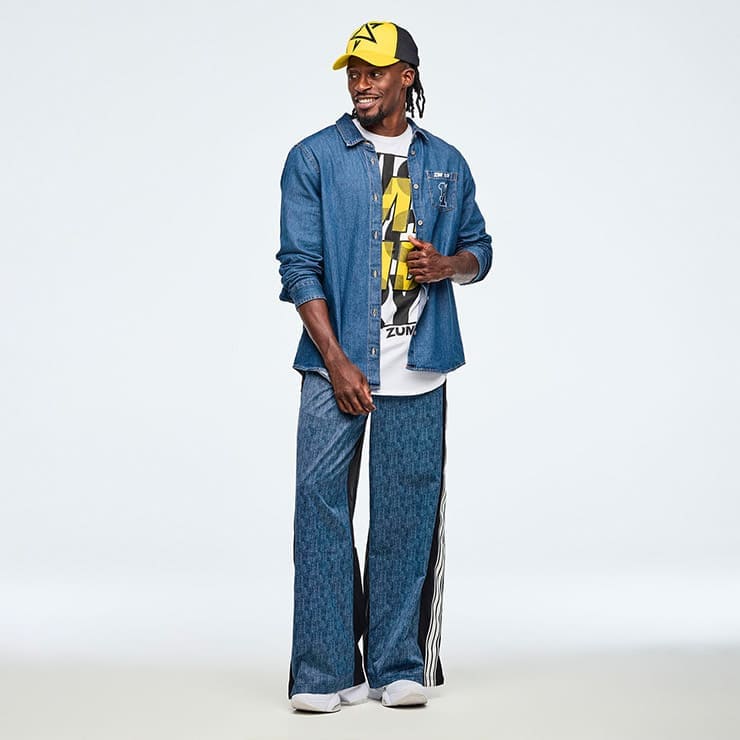 ズンバ　ZUMBA デニムシャツ　L 新作　正規品　未使用品 ZUMBA ズンバ 正規品 ウェア レディース シャツ デニムシャツ