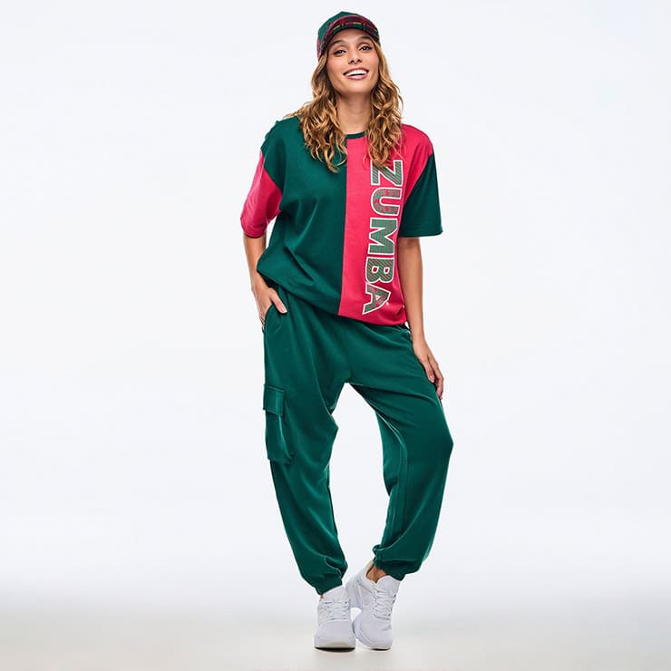 ZUMBA����и������ꥹ�ޥ�T����Ĥ��夿������ǥ�����ȥ����ǡ��Х����顼�ȥåץ��ȥѥ�Ĥ��碌�����󥹸����������롣