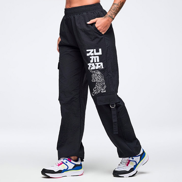 ZUMBA ズンバ 正規品 ウェア レディース カーゴパンツ 虎 ロゴ
