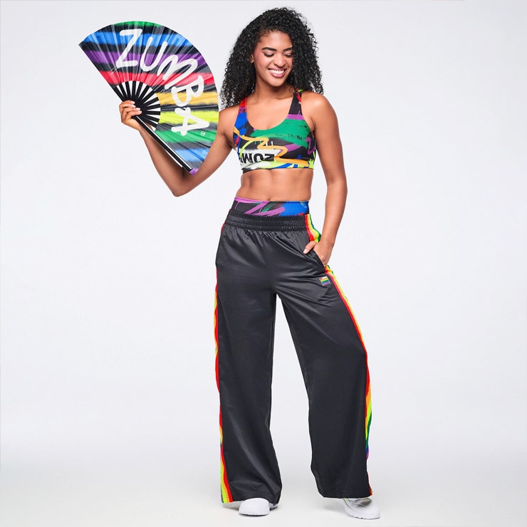ZUMBA ズンバ 正規品 ウェア レディース ブラトップ 総柄 レーサー