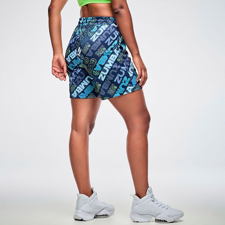ZUMBA ズンバ 正規品 ウェア レディース ショートパンツ 総柄 ロゴ
