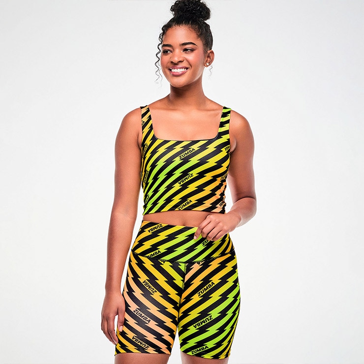 ZUMBA 幾何学模様 タンクトップ＆スカートセット　L＆M 正規品 ZUMBA 幾何学模様 タンクトップ＆スカートセット L＆M 正規品 ZUMBA