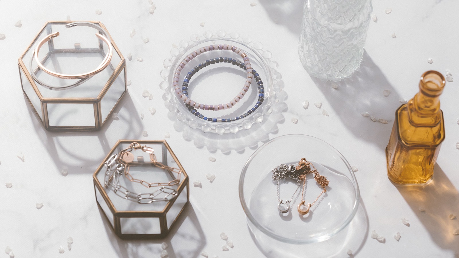 ふたりの日常に溶け込むLaussのペアアクセサリー