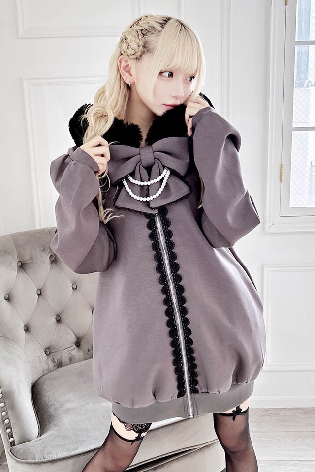 【お嬢】さま専用　Princess Melody リボン付ケープコート Princess Melody】リボン付きボリュームファーフードケープ