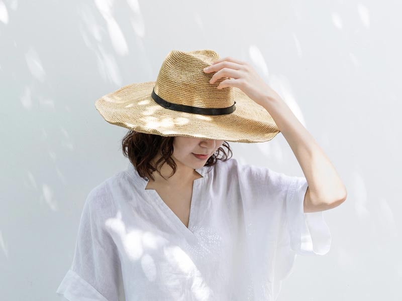 暑い夏も涼し気に。ラフィアのハット＆バッグ