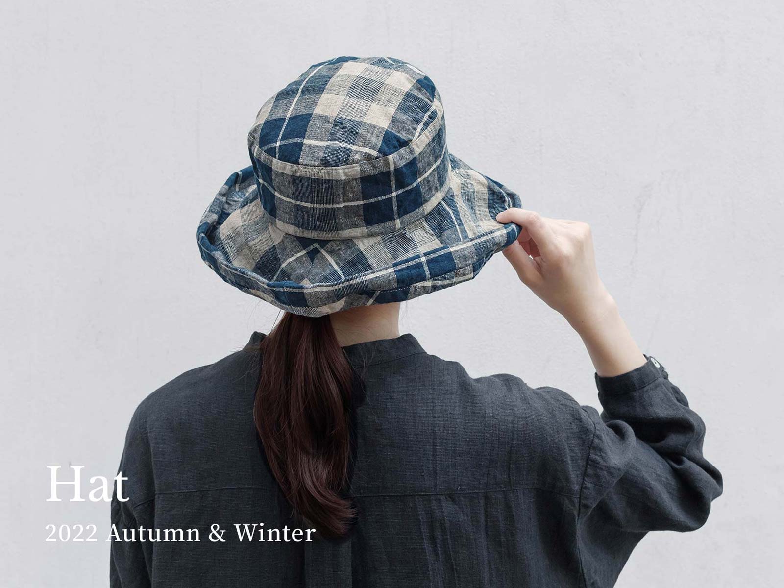 新品 贅沢な三連 せつない ビジュー ハット LALTRA MODA