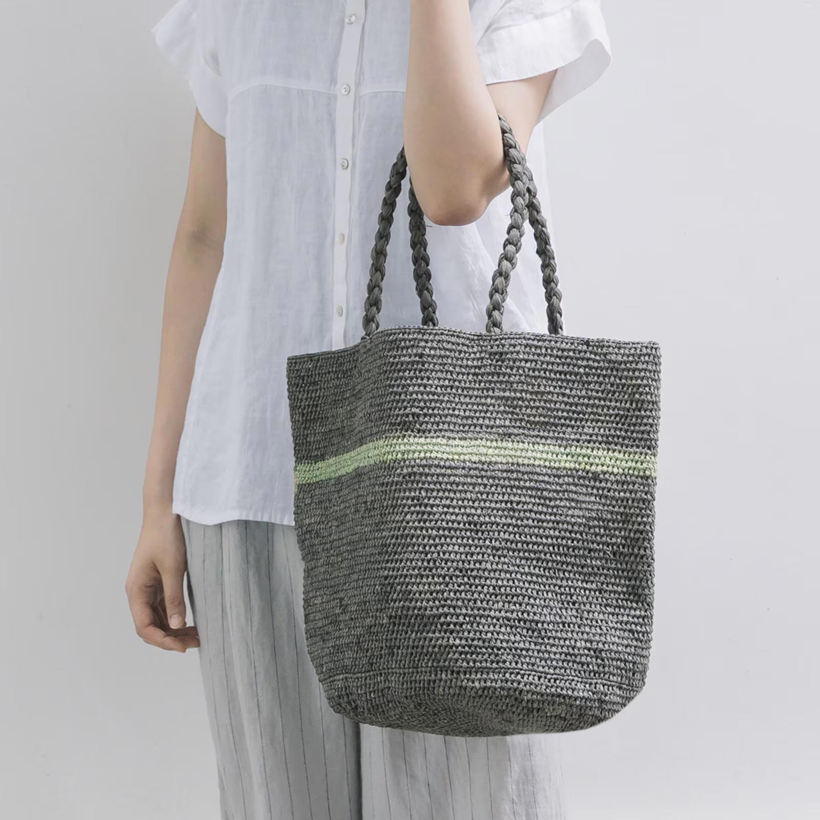 ALICE STRIPE ラフィアバッグ Gray&Khaki