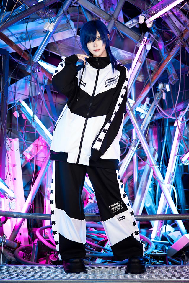 ��������