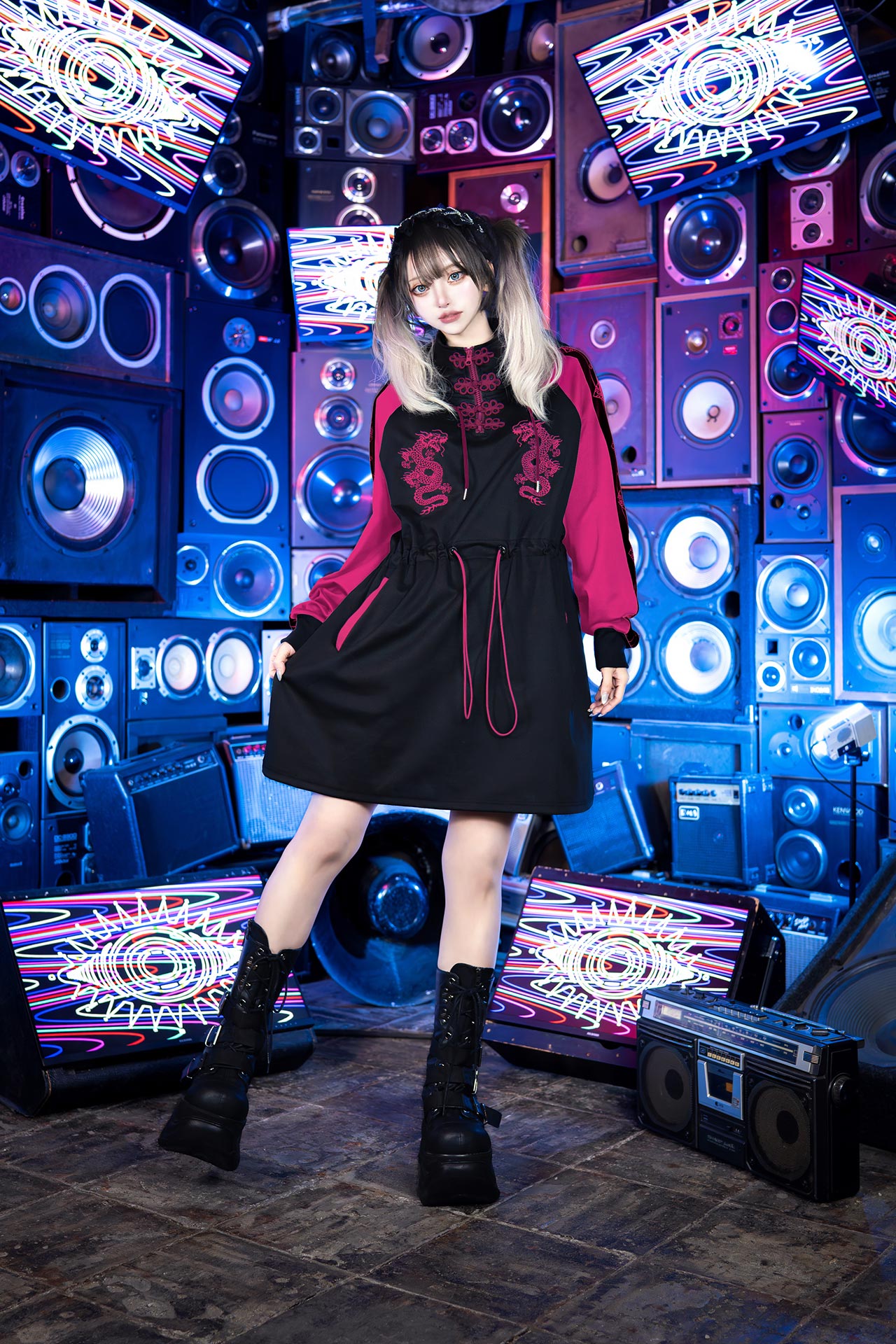 LOOK BOOK｜LISTEN FLAVOR(リッスンフレーバー) 公式通販